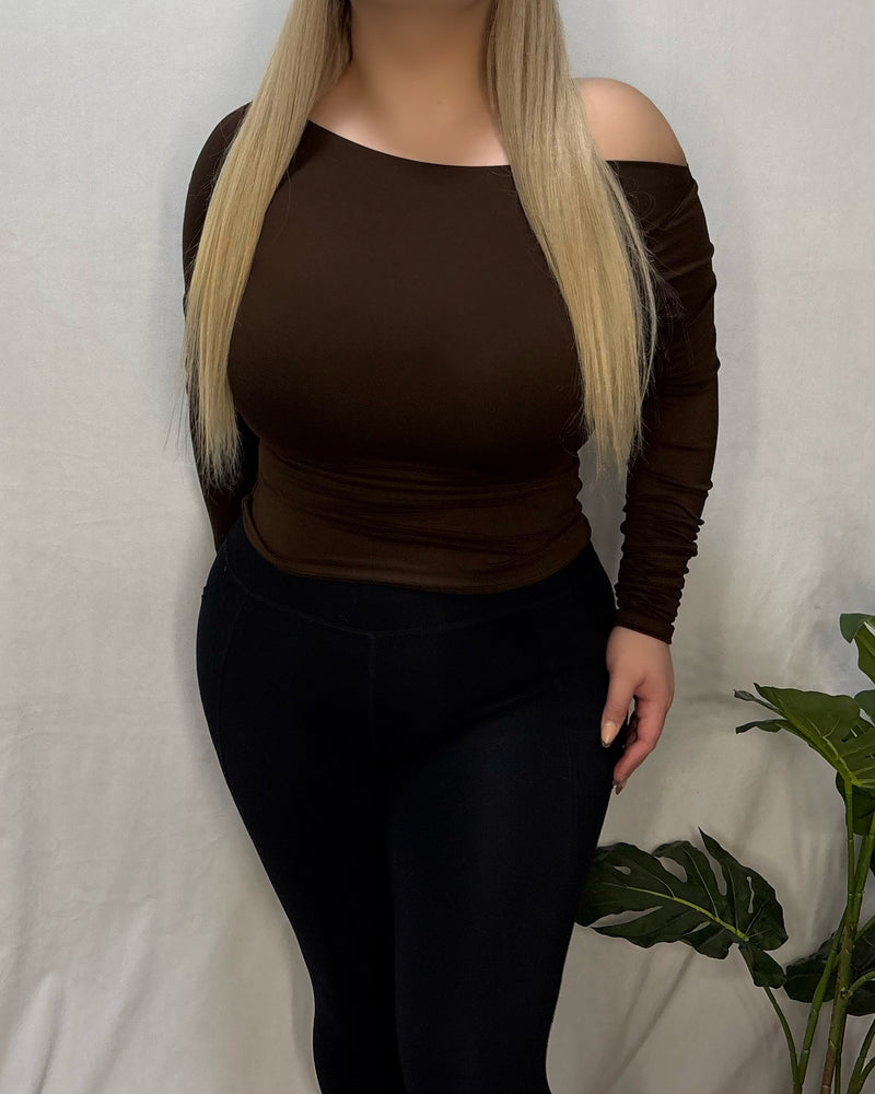 Cassandra Boat Neck Top (Brown)