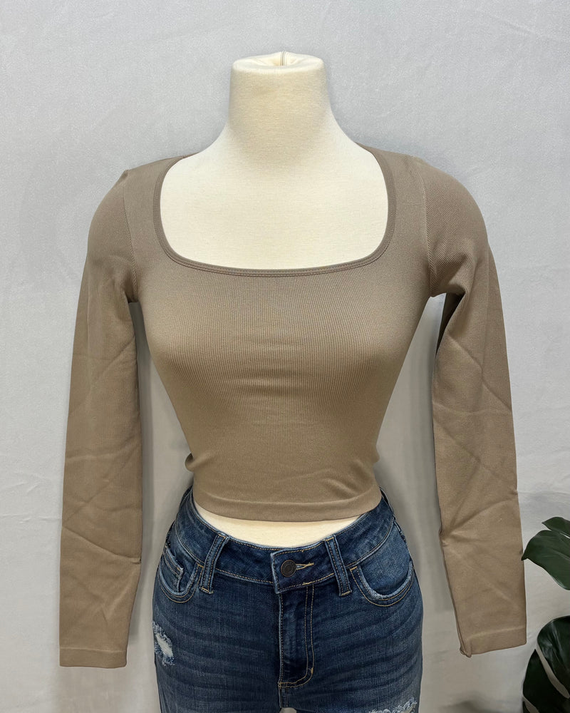 Laurel Ribbed Top (Mushroom)