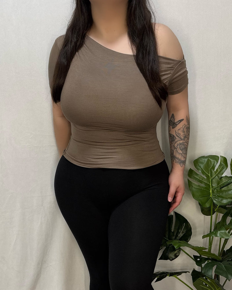Kayla Off Shoulder Top (Mocha)
